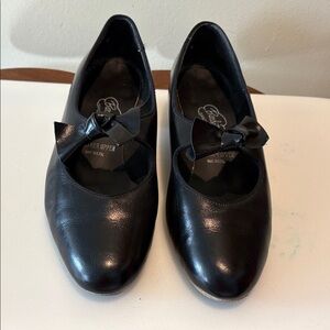 Barbette’s dance shoes  leather upper black/leather bow  1.5”heel padded footbed